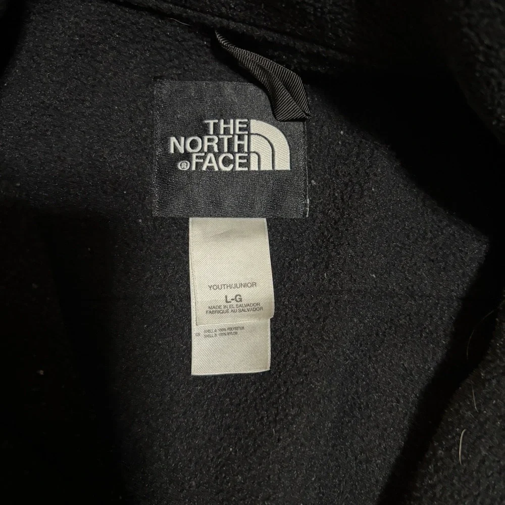 The North Face Youth Large Black Jacket